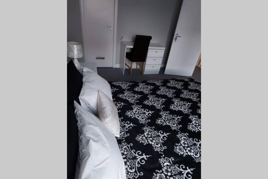Wonderland Guest House Coventry Ngoại thất bức ảnh