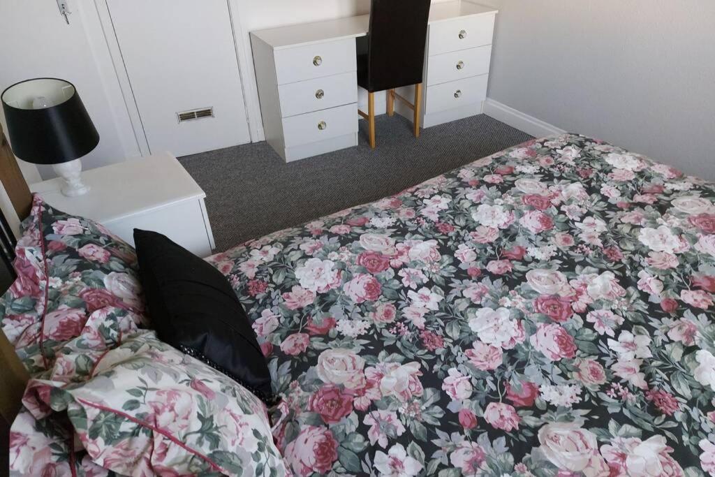 Wonderland Guest House Coventry Ngoại thất bức ảnh